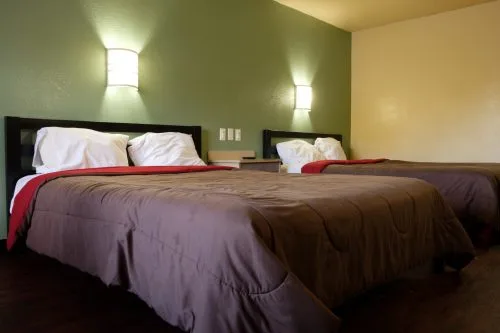 Staying Safe on Set: Tips for Hotel-Room Shoots